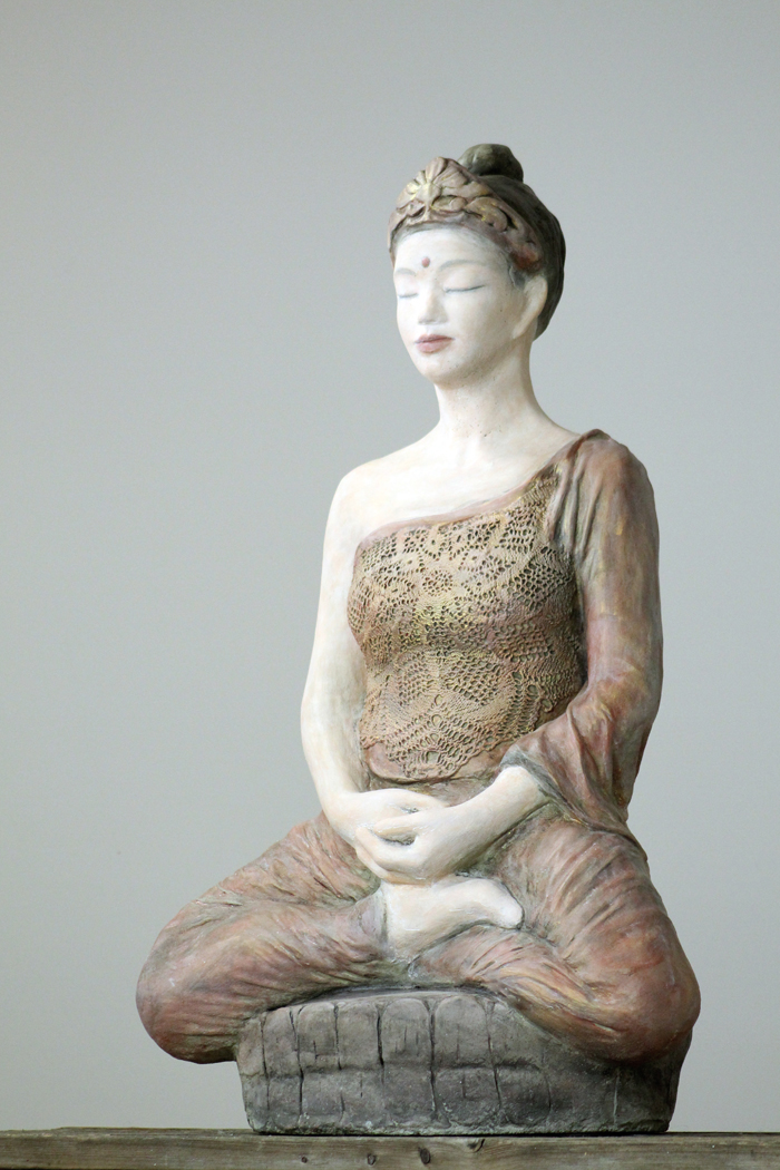 Tara.2-WEB-Titel.2-1574-Tara+Buddha-Skulptur+Statue-Christiane-Katz-Weimar